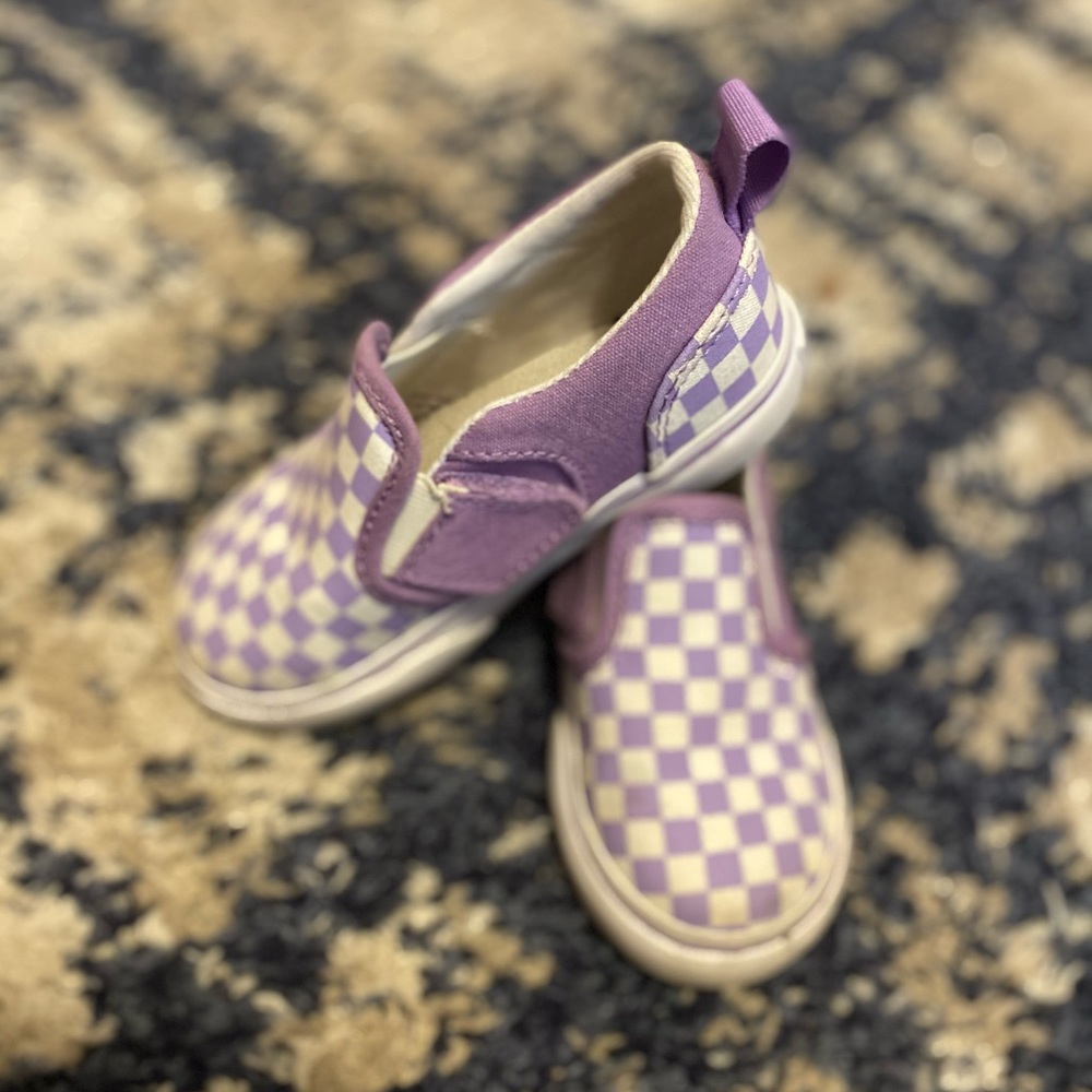 Toddler girl size 8 purple vans